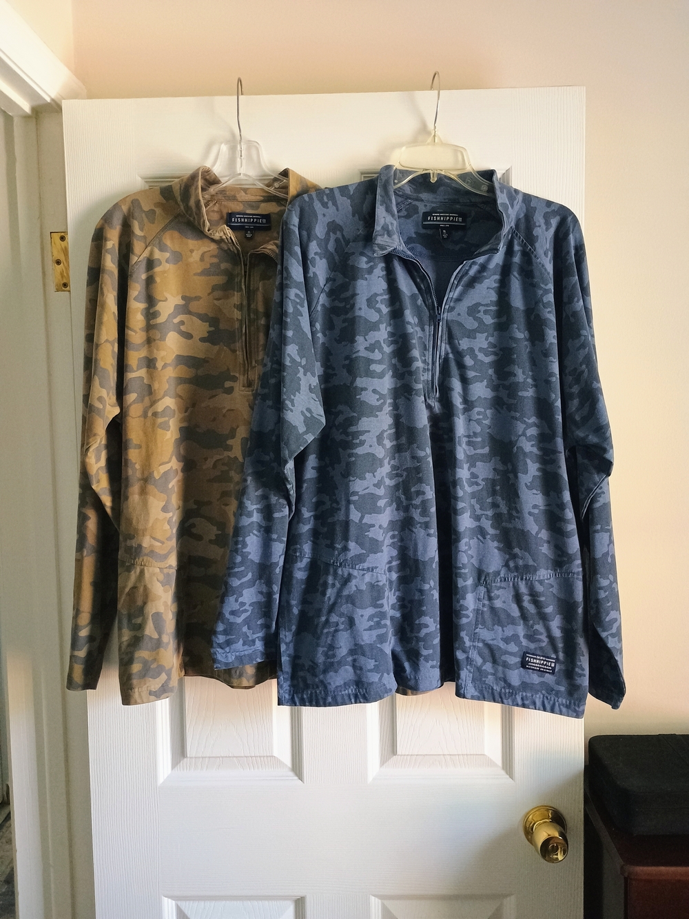Fish Hippie Men’s Camo Quarter-Zip Pullover - Blue